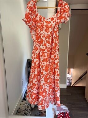 Floral Puff-Sleeve Midi Dress in Orange and White